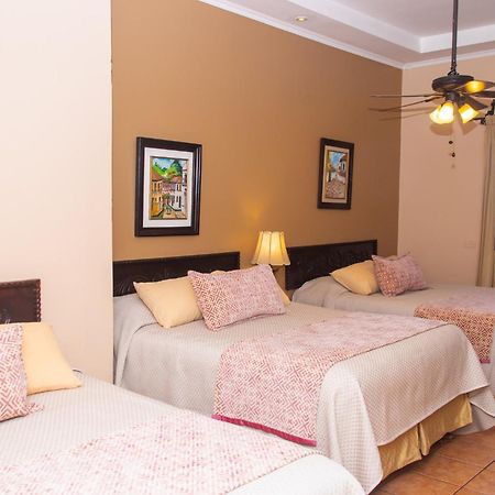 Hotel Hacienda Gualiqueme Чолутека Экстерьер фото